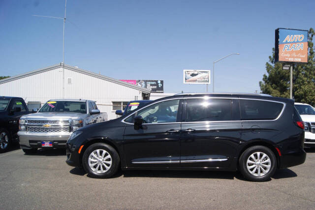 2019 Chrysler Pacifica for sale at Auto Plaza in Fresno, CA