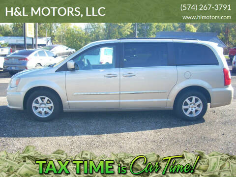2012 Chrysler Town and Country for sale at H&L MOTORS, LLC in Warsaw IN
