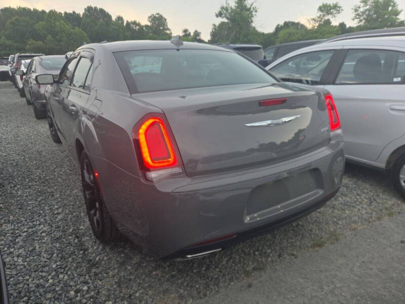 2019 Chrysler 300 S