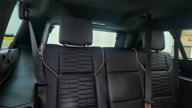 2023 Cadillac Escalade ESV Sport Platinum