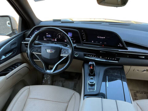 2022 Cadillac Escalade ESV Premium Luxury