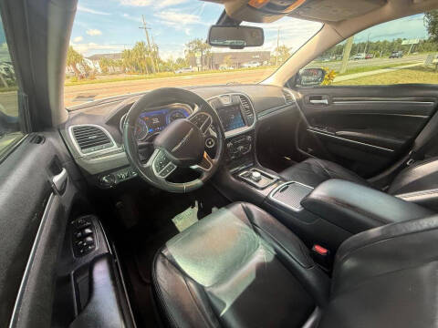 2018 Chrysler 300 Touring