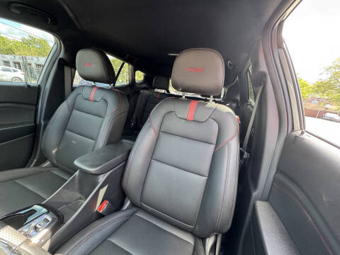 2025 Chevrolet Trax RS