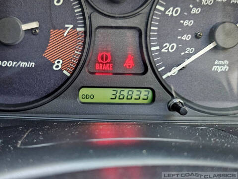 2000 Mazda MX-5 Miata LS