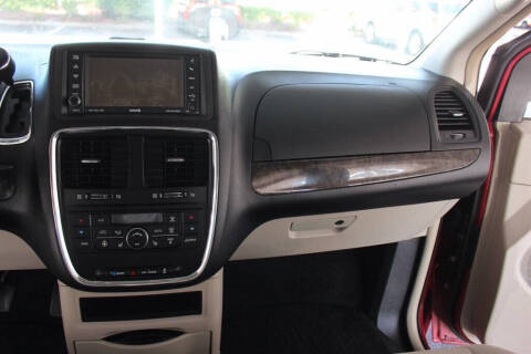 2011 Dodge Grand Caravan Crew