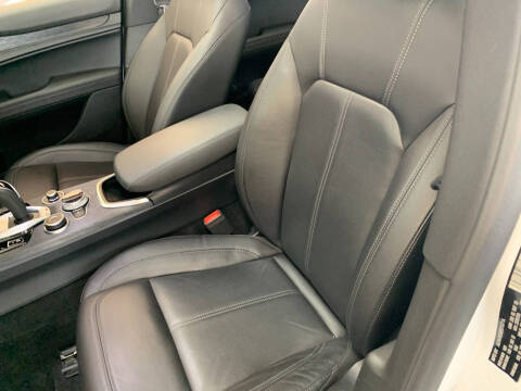 2022 Alfa Romeo Stelvio Sprint