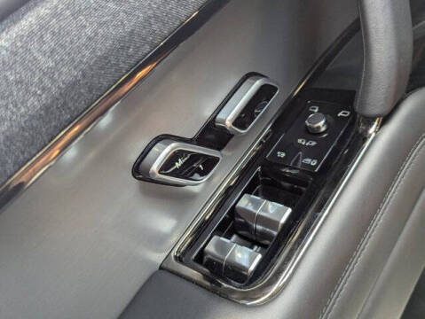 2023 Land Rover Range Rover Sport P360 SE