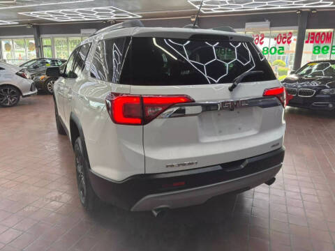 2018 GMC Acadia SLT-1