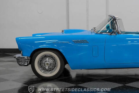 1957 Ford Thunderbird