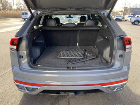 2022 Volkswagen Atlas Cross Sport V6 SEL Premium R-Line 4Motion