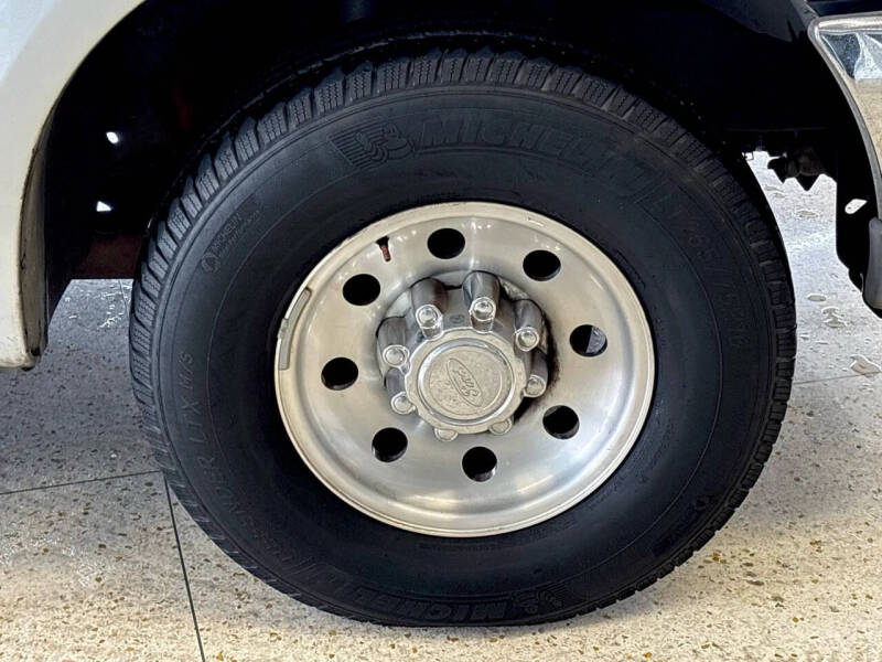 2000 Ford Excursion XLT