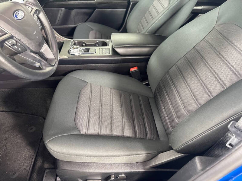 2020 Ford Fusion Hybrid SE