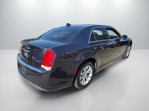 2018 Chrysler 300 Touring