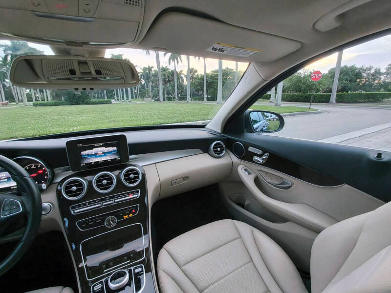 2018 Mercedes-Benz C-Class C 300