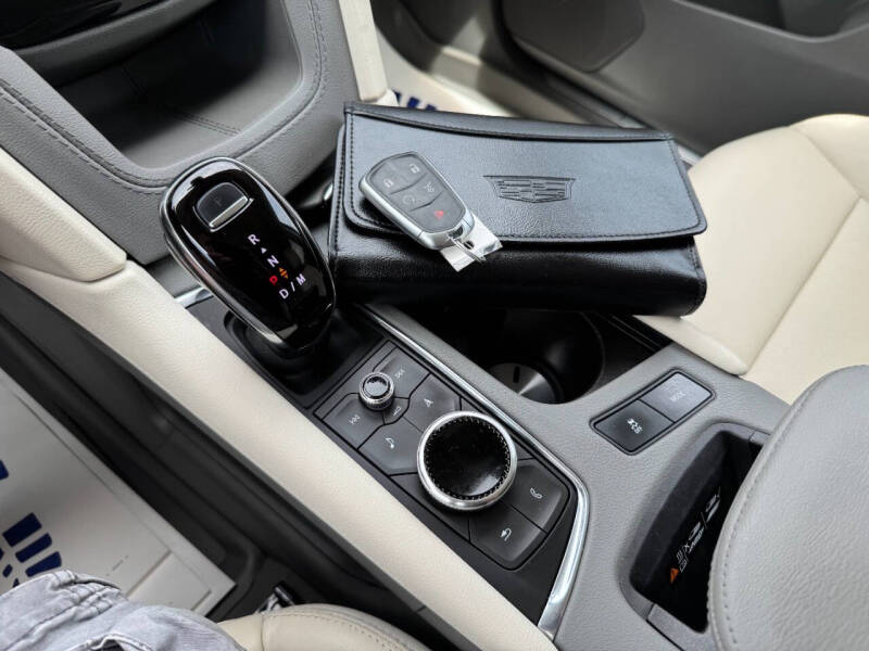 2023 Cadillac XT5 Premium Luxury