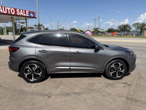 2023 Ford Escape ST-Line Elite