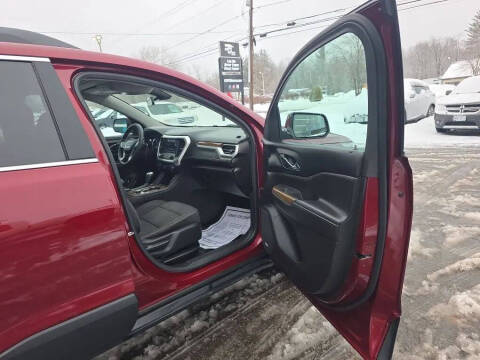 2017 GMC Acadia SLE-2