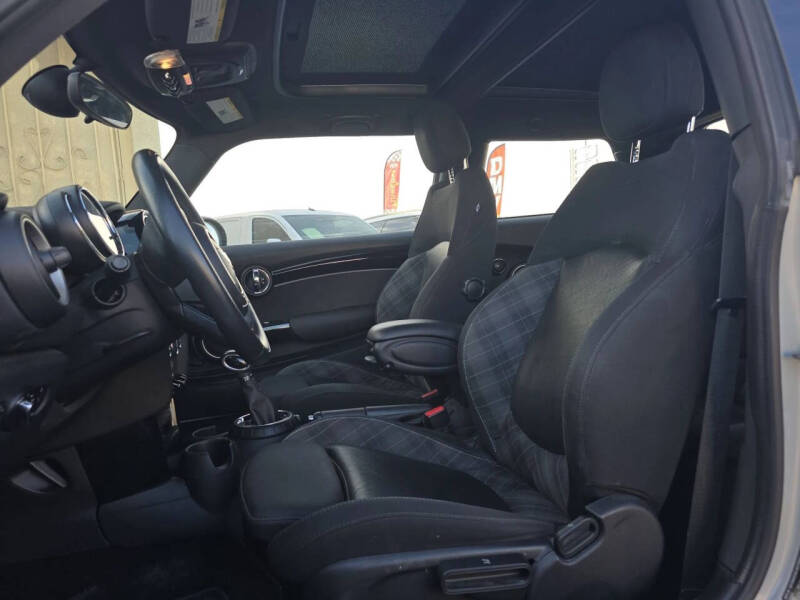 2015 MINI Hardtop 2 Door Cooper