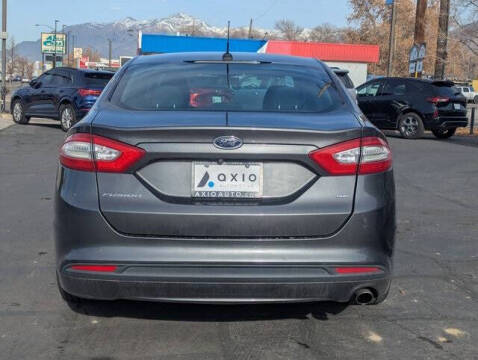 2016 Ford Fusion SE