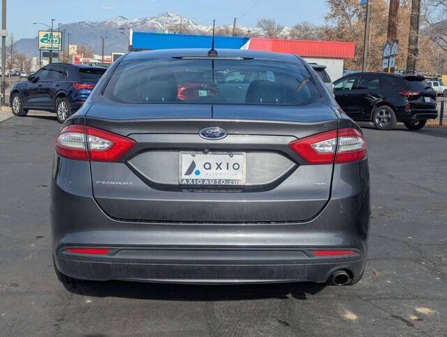 2016 Ford Fusion SE