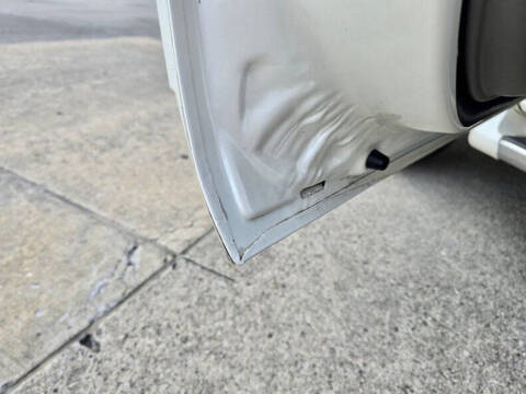 2004 Cadillac Escalade