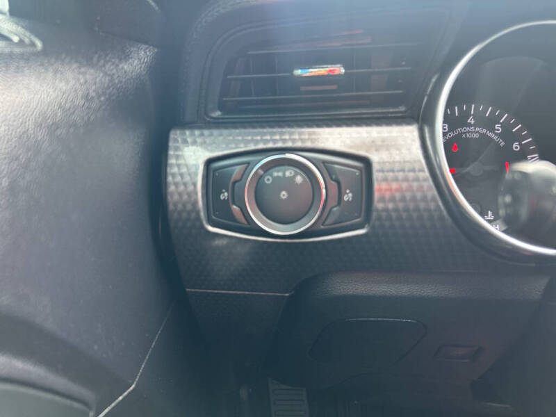2019 Ford Mustang EcoBoost