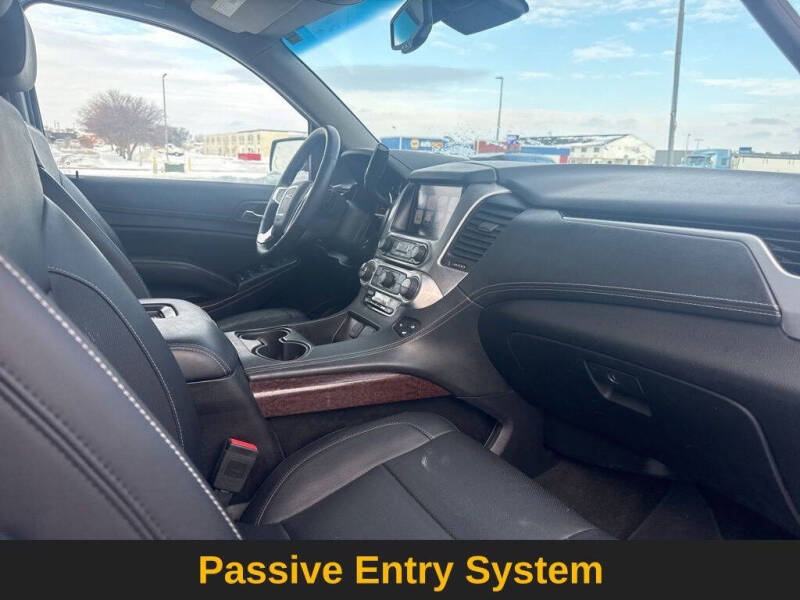 2017 GMC Yukon XL SLT