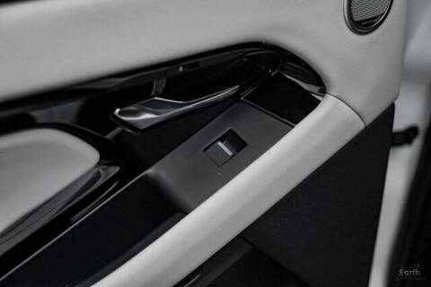 2024 Land Rover Range Rover Evoque P250 Dynamic SE