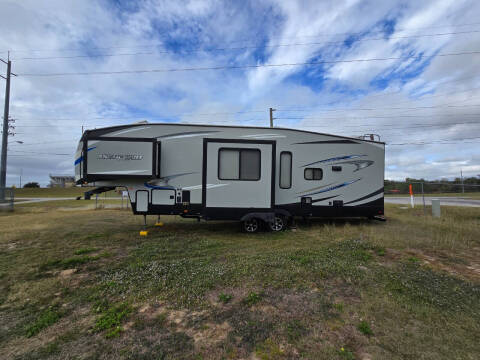 2019 Forest River Arctic Wolf 305 ML6 Orbital With Leveling