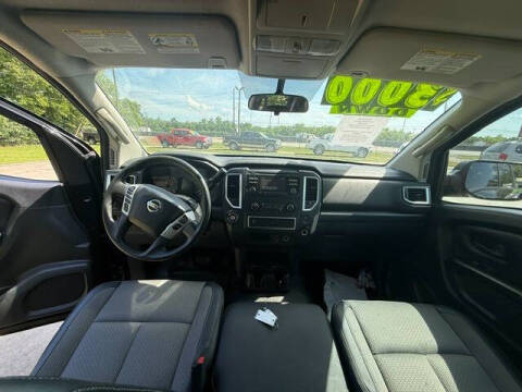 2017 Nissan Titan S