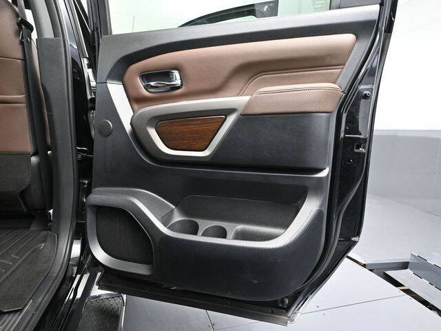 2021 Nissan Titan Platinum Reserve