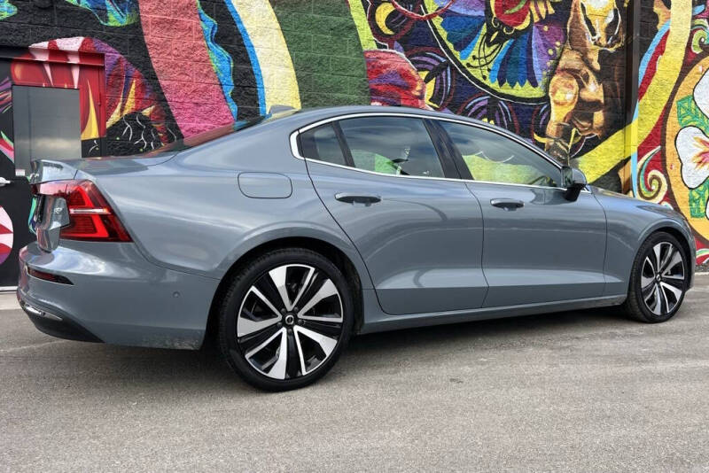 2023 Volvo S60 B5 Ultimate Bright Theme