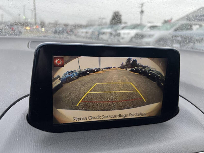 2017 Mazda MAZDA3 Sport