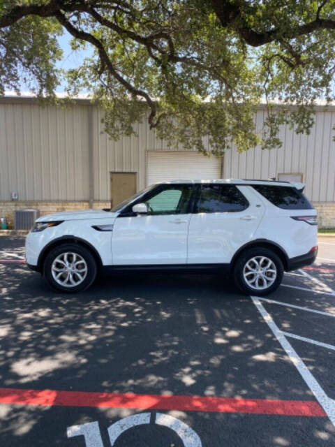 2018 Land Rover Discovery for sale at AUSTIN PREMIER AUTO in Austin, TX