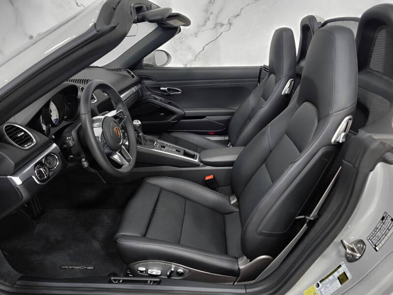 2025 Porsche 718 Boxster