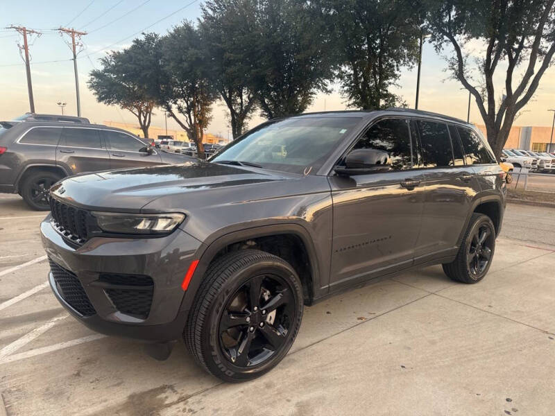 2023 Jeep Grand Cherokee Altitude