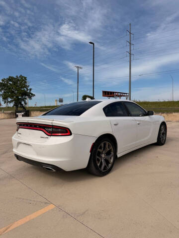 2015 Dodge Charger SXT