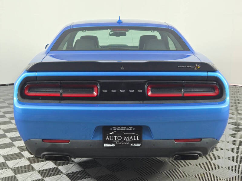 2016 Dodge Challenger R/T Scat Pack