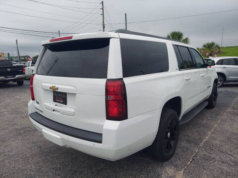 2018 Chevrolet Suburban LT