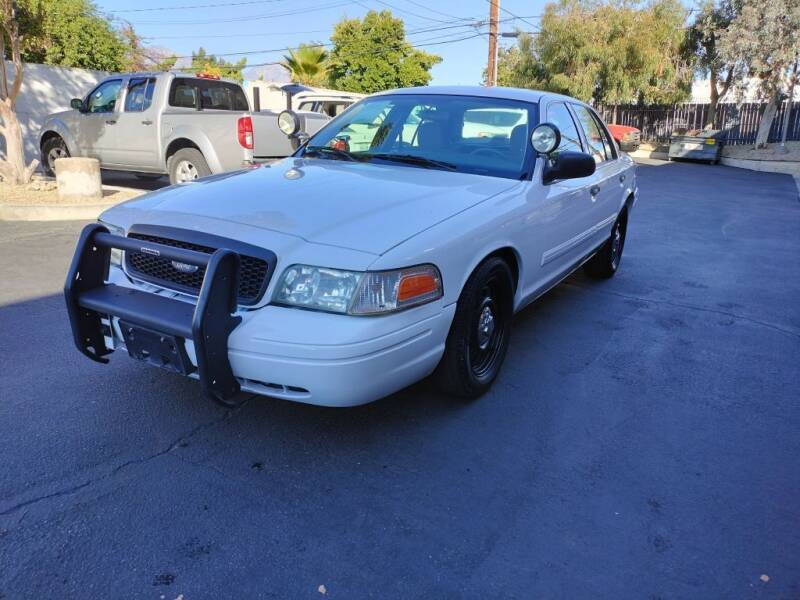 2010 Ford Crown Victoria for sale at Carsmart Automotive in Claremont CA