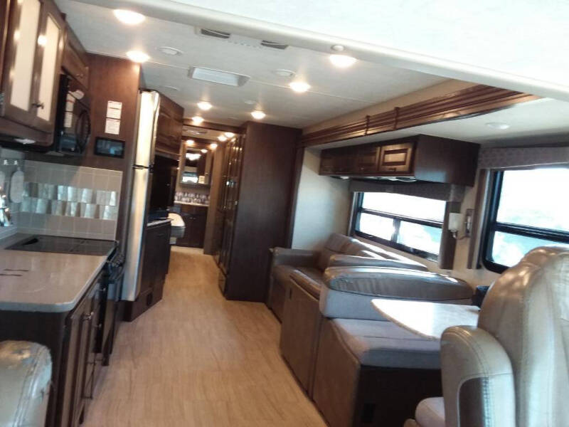 2019 Thor Motor Coach Windsport 35m