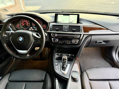 2017 BMW 3 Series 330i xDrive