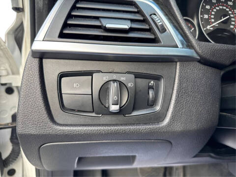 2017 BMW 3 Series 330i xDrive