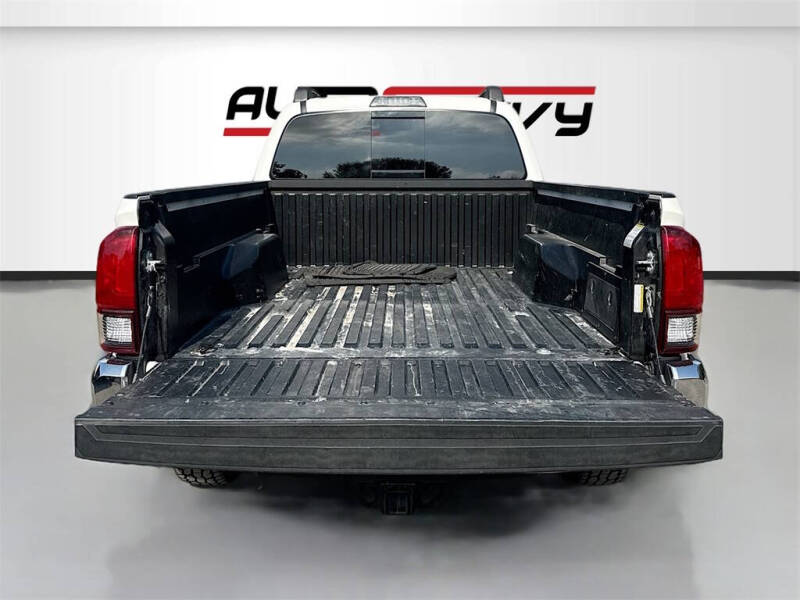 2021 Toyota Tacoma SR5 V6