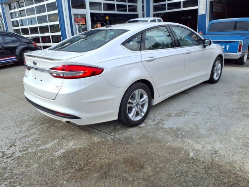 2018 Ford Fusion SE