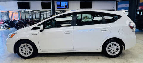 2012 Toyota Prius v Three