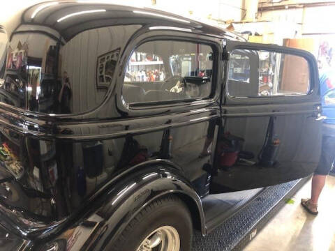 1933 Ford Tudor