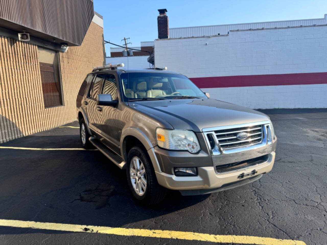 2006 Ford Explorer for sale at Dynasty Auto Sales in Eastpointe, MI