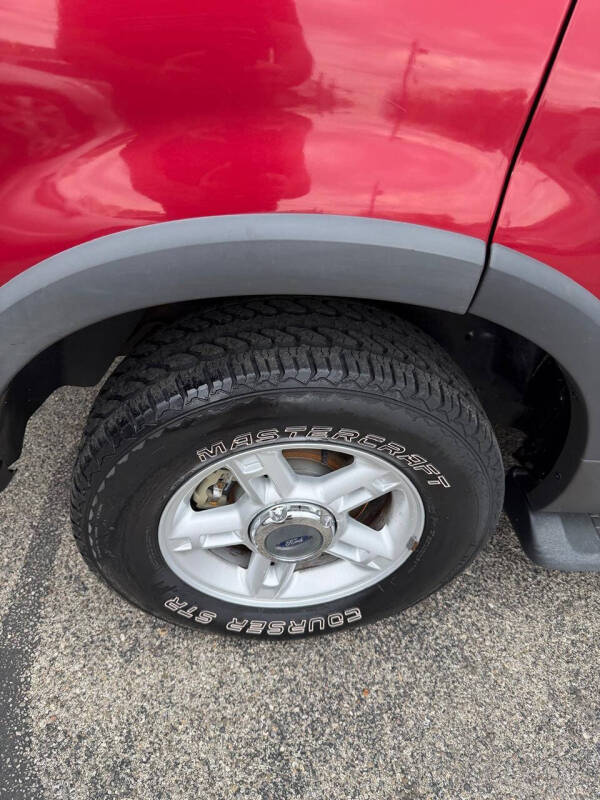 2003 Ford Explorer XLT