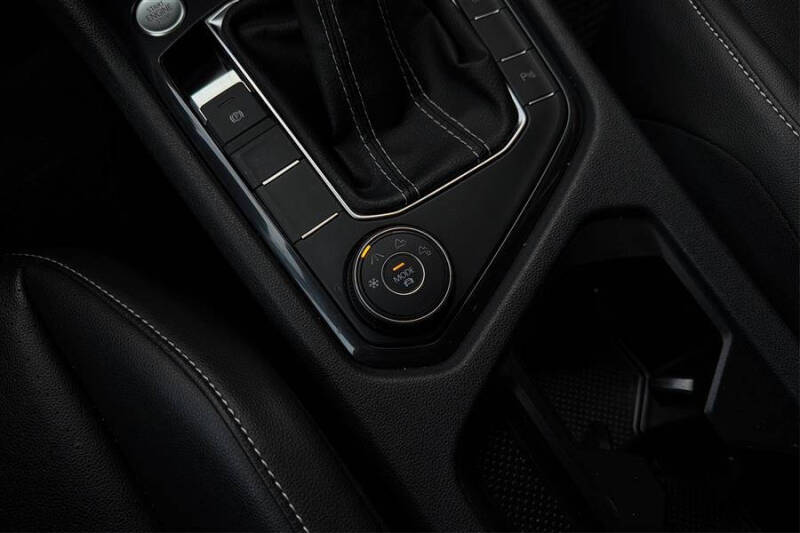 2022 Volkswagen Tiguan SE R-Line Black 4Motion